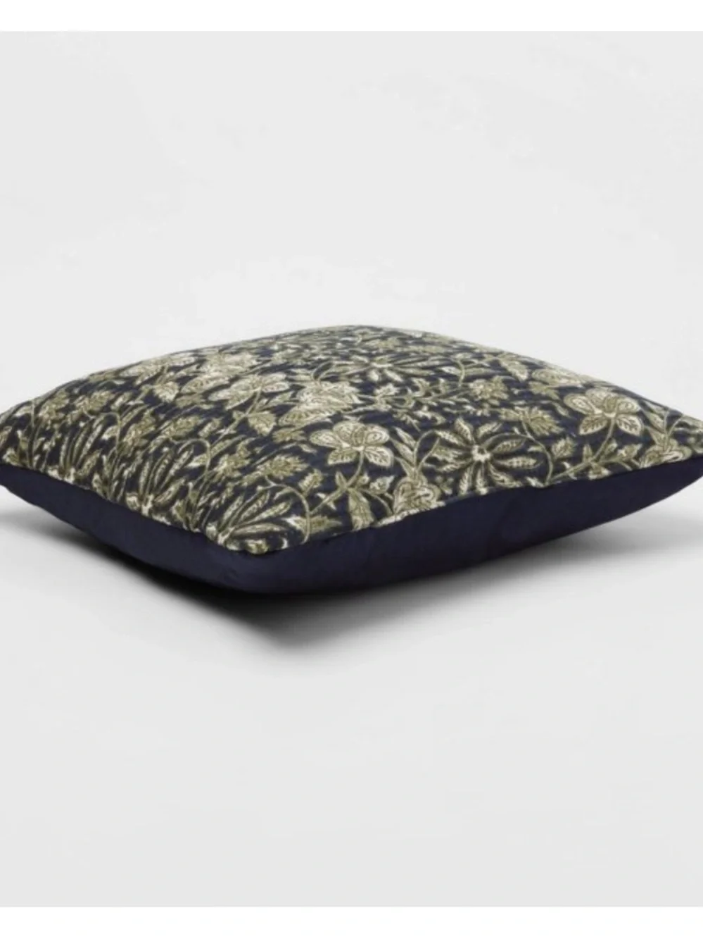 THRESHOLD NWT Square Double Cloth Printed Decorative Throw Pillow
